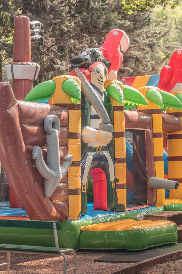 Camping La Peiriere Tuchan Zewnętrze zdjęcie